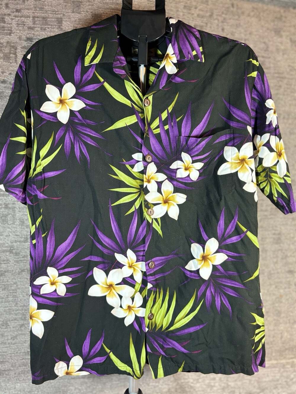 Paradise Bay Men's Black Floral Plumeria Print Hawaiian‎ Aloha Shirt